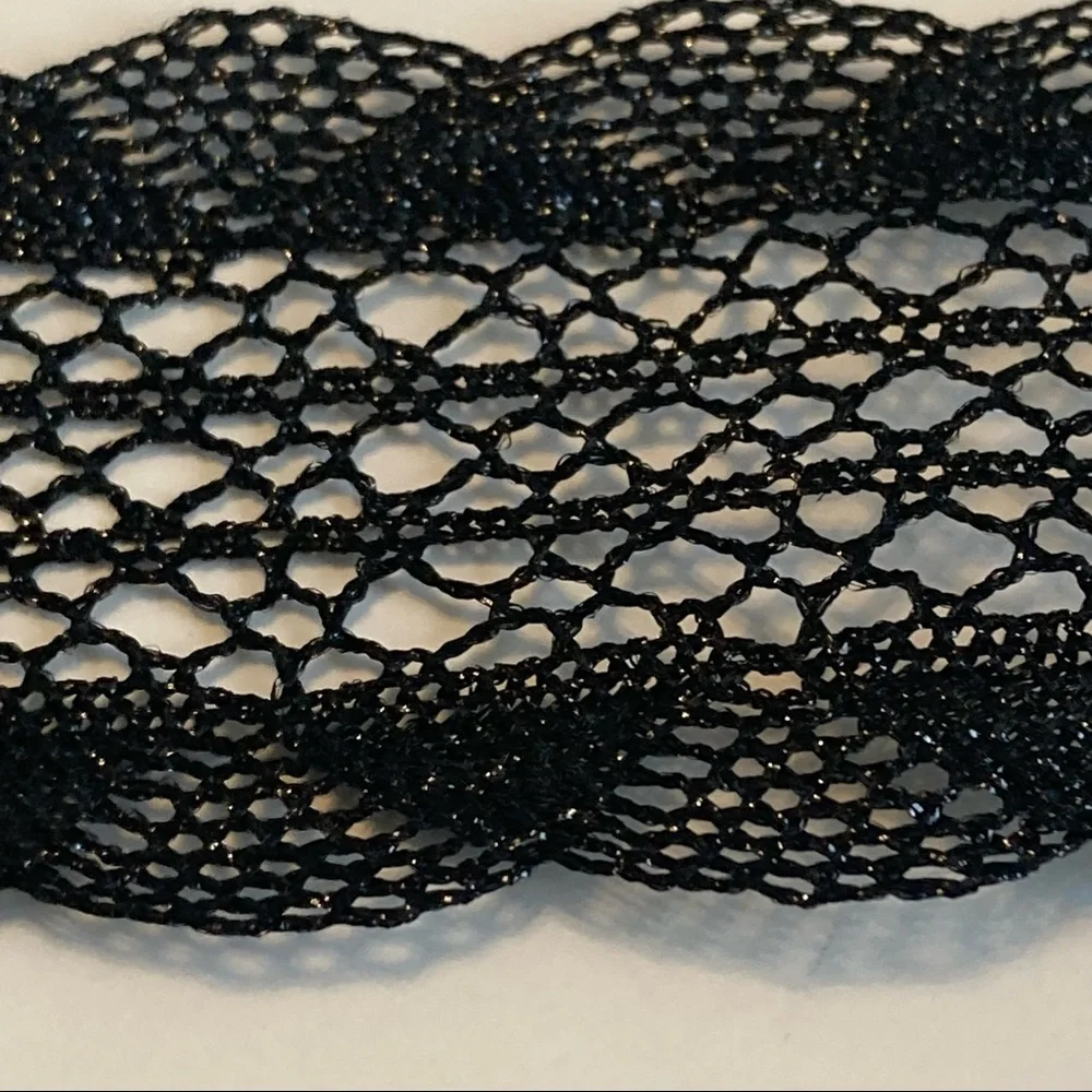 Black Lace Trim 2